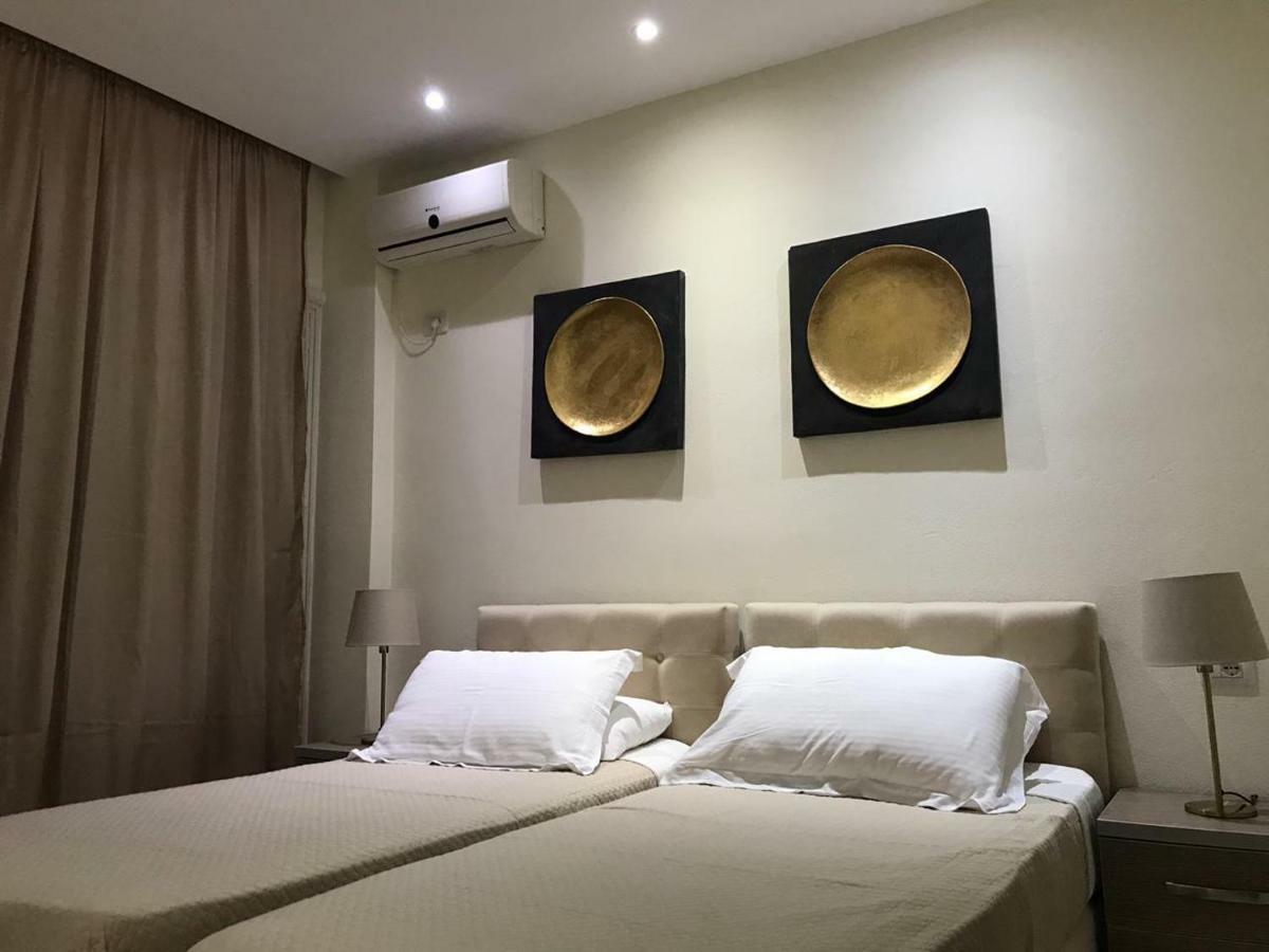 Hotel Relax Dhërmi エクステリア 写真