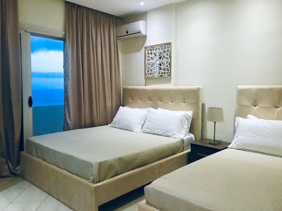 Hotel Relax Dhërmi エクステリア 写真